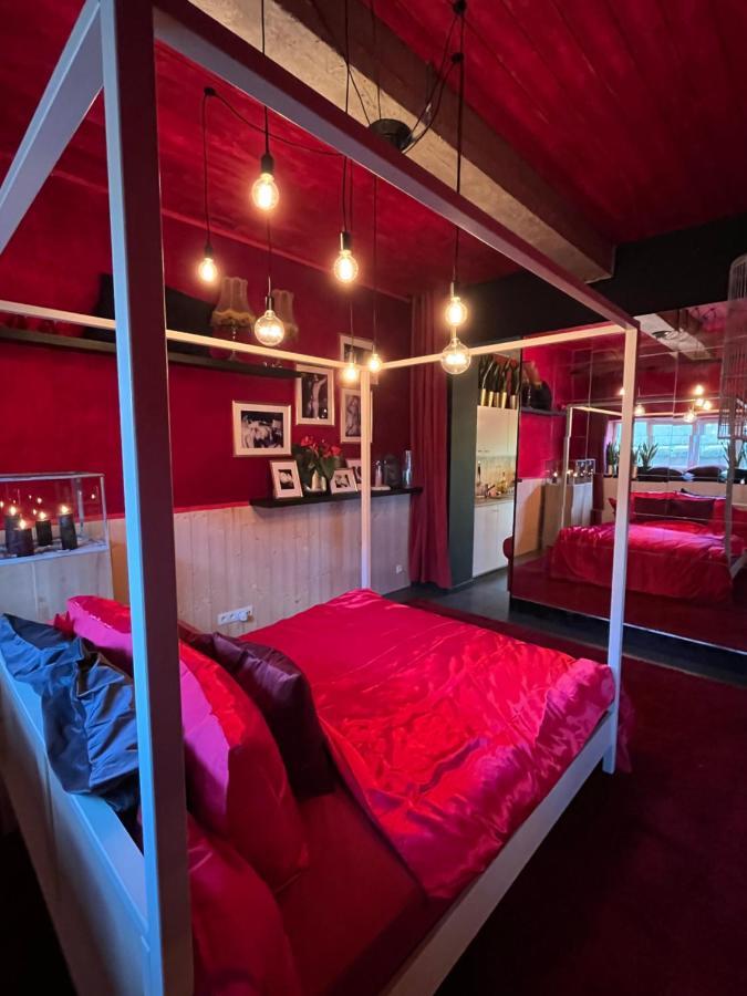 Plantkot -Boekenkot -Kunstkot En Love Kot Poelkapelle Exterior foto